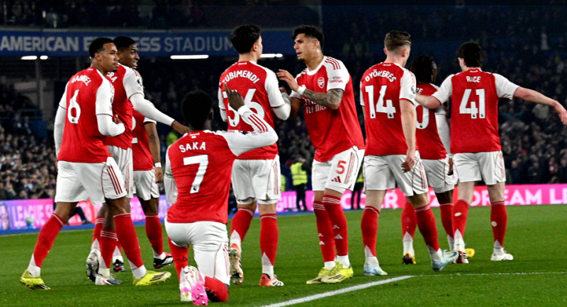 Arsenal chạm mốc 100 bàn trên mọi đấu trường mùa 2025/26